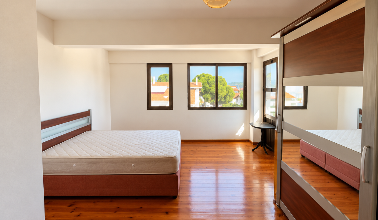 Aydınlık Minimalist Yatak Odası