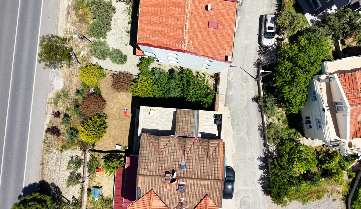 dron.00_00_10_22.Still001