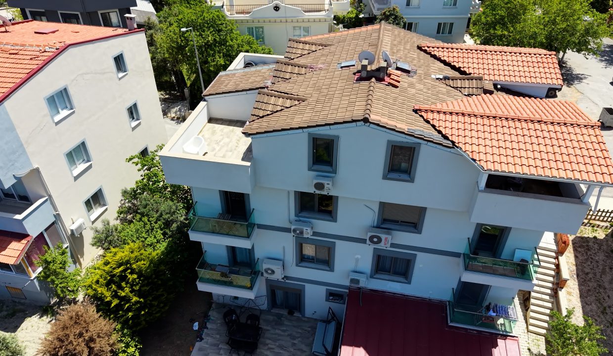 dron.00_08_05_12.Still025